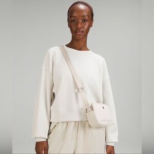 NWT Lululemon Crossbody Camera Bag 2L
White Opal**SOLD OUT**